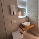 Allegra Apartamento *